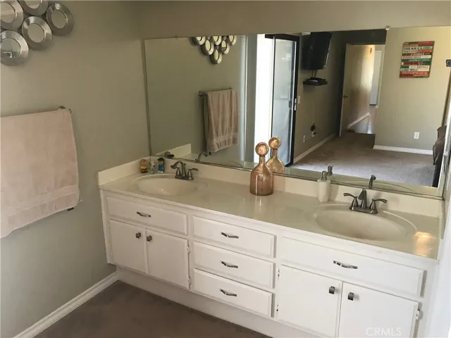 1026 Basalt Court, Hemet, California 92543