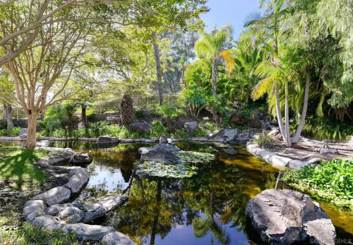 11325 Avenida De Los Lobos A, San Diego, California 92127