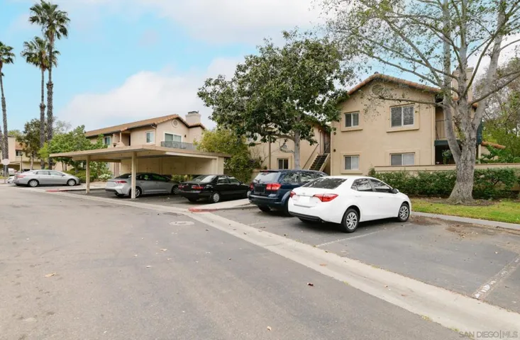 11325 Avenida De Los Lobos A, San Diego, California 92127