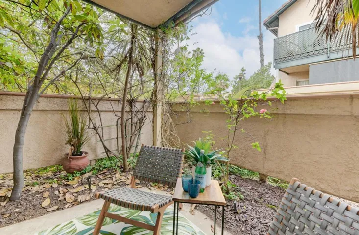 11325 Avenida De Los Lobos A, San Diego, California 92127