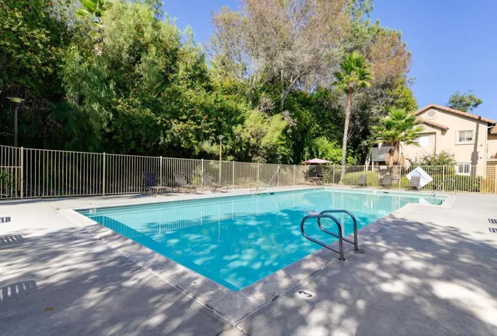 11325 Avenida De Los Lobos A, San Diego, California 92127