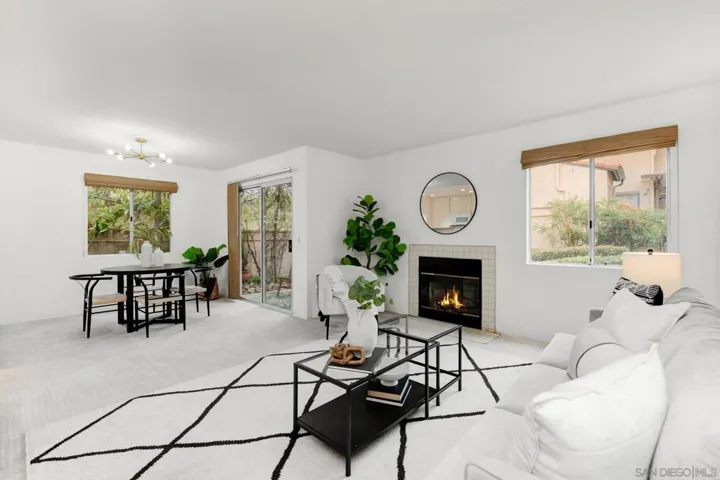 11325 Avenida De Los Lobos A, San Diego, California 92127