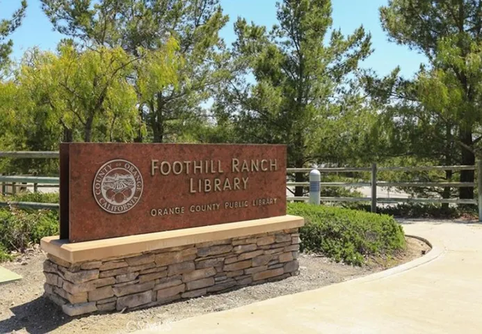 Foothill Ranch library