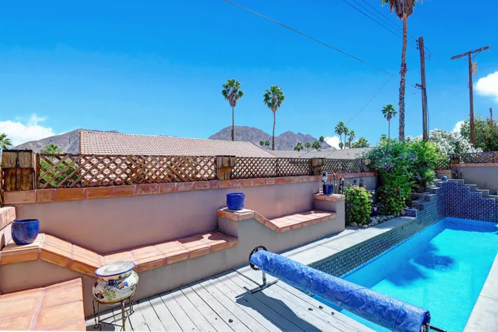 POOL REVERSE.jpg mls