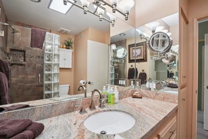 22-web-or-mls-Los Patos Dr-S1609-022