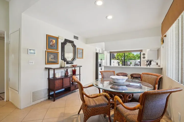 13-web-or-mls-Los Patos Dr-S1609-013