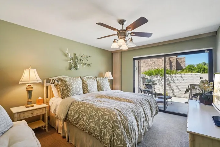 24-web-or-mls-Los Patos Dr-S1609-024