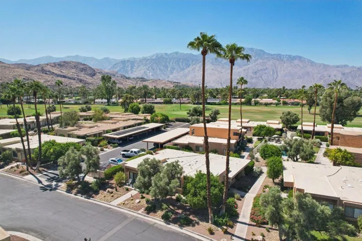 35-web-or-mls-Los Patos Dr-S1609-035