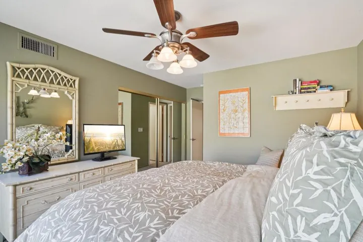25-web-or-mls-Los Patos Dr-S1609-025
