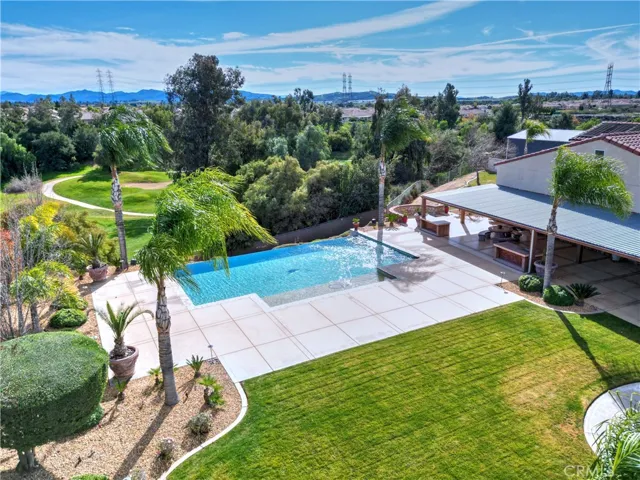 923 Union, Cherry Valley, California 92223