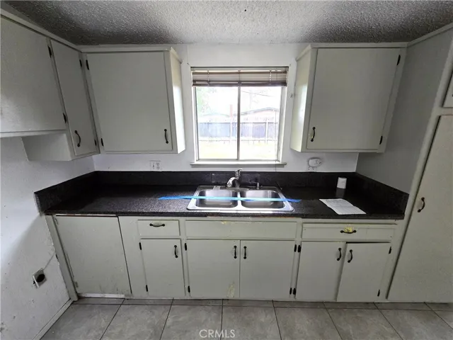 1257 N Bailey, Fresno, California 93727