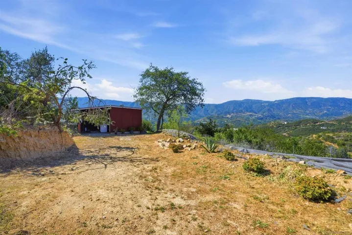 2384 Glenn Rd, Fallbrook, California 92028