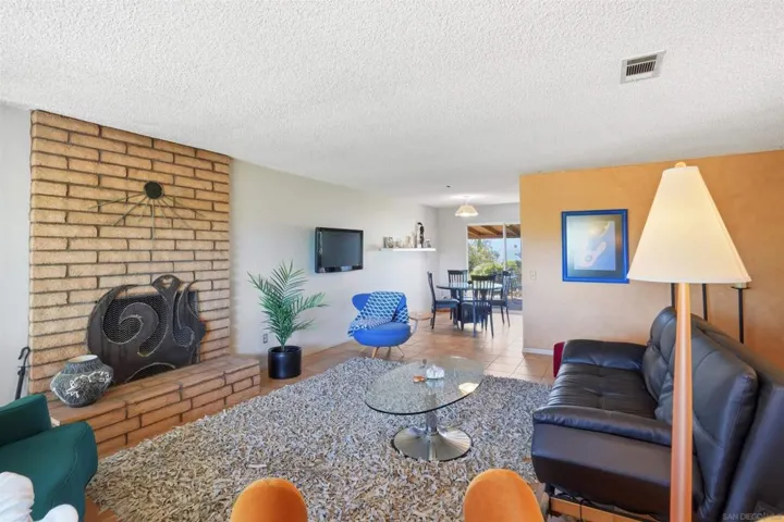 2384 Glenn Rd, Fallbrook, California 92028