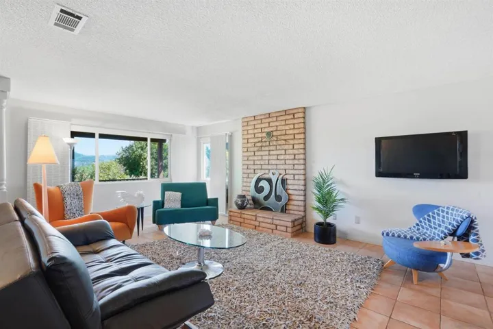 2384 Glenn Rd, Fallbrook, California 92028