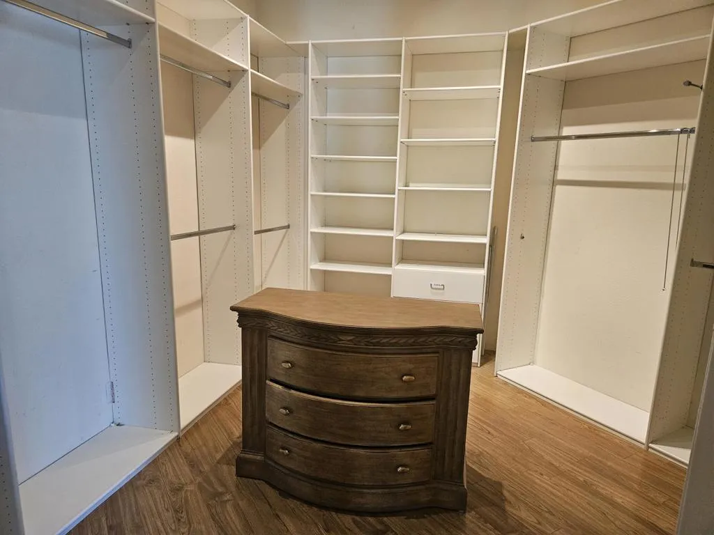 Walk In Closet