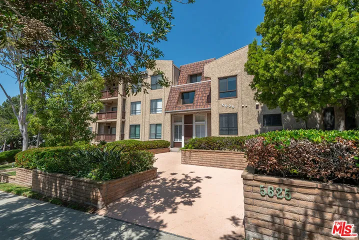 5625 Cambridge Way 204, Culver City, California 90230