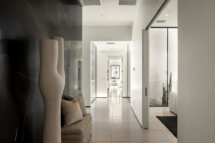 Hallway 200