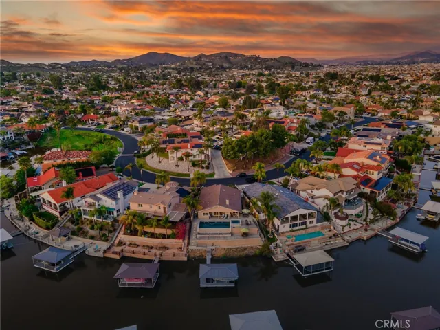 30249 Spray Drive, Canyon Lake, California 92587
