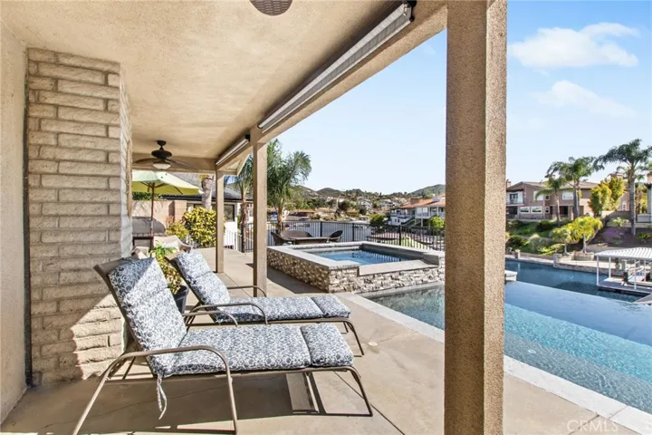 30249 Spray Drive, Canyon Lake, California 92587
