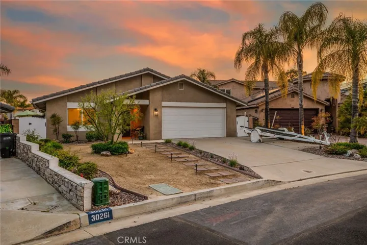 30249 Spray Drive, Canyon Lake, California 92587