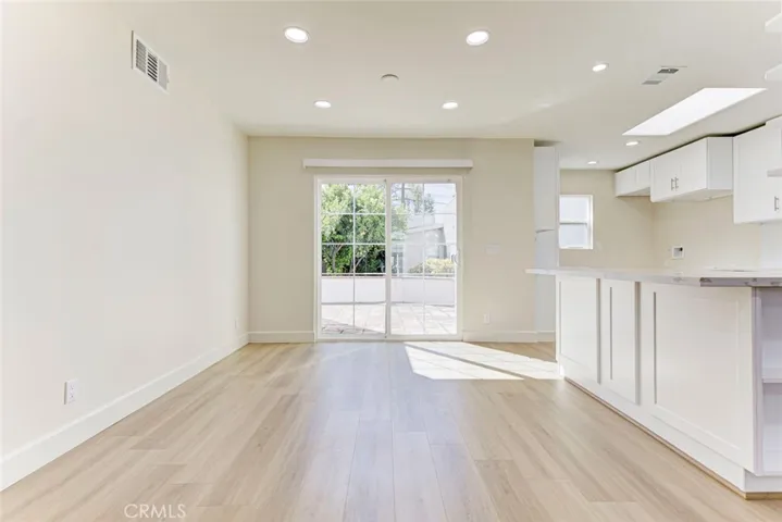 5709 Beck Avenue, North Hollywood, California 91601