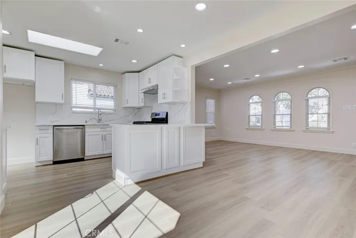 5709 Beck Avenue, North Hollywood, California 91601
