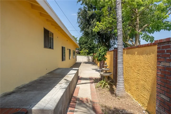 1401 Carob, Montebello, California 90640