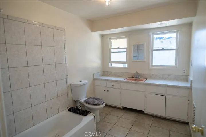 1401 Carob, Montebello, California 90640