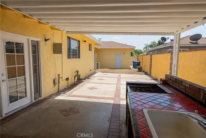 1401 Carob, Montebello, California 90640