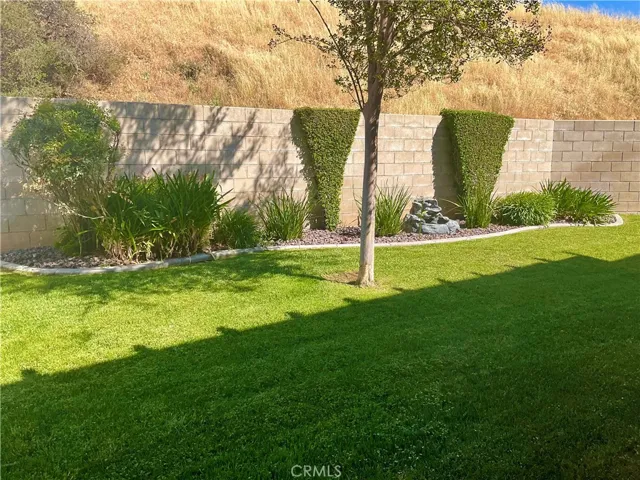 7123 Hidden Court, Highland, California 92346