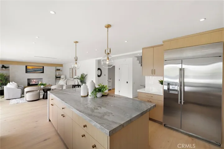 6 Monterey Circle, Corona Del Mar, California 92625