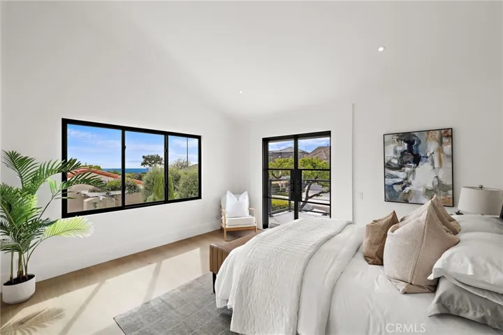 6 Monterey Circle, Corona Del Mar, California 92625