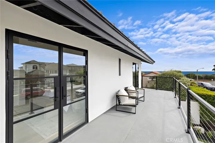 6 Monterey Circle, Corona Del Mar, California 92625