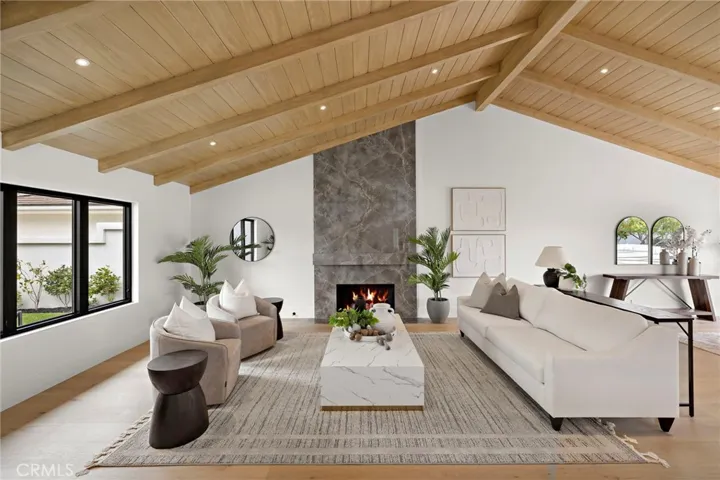 6 Monterey Circle, Corona Del Mar, California 92625