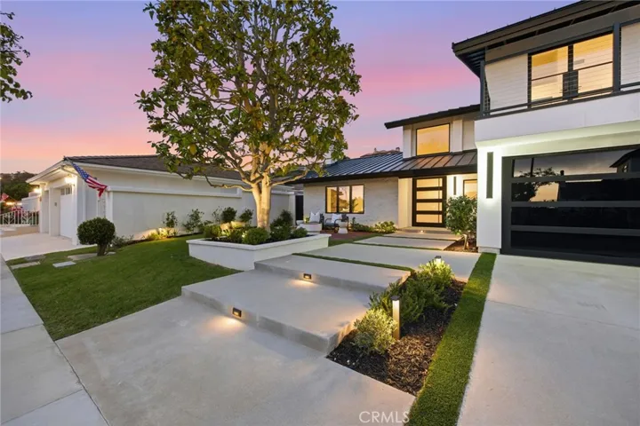 6 Monterey Circle, Corona Del Mar, California 92625
