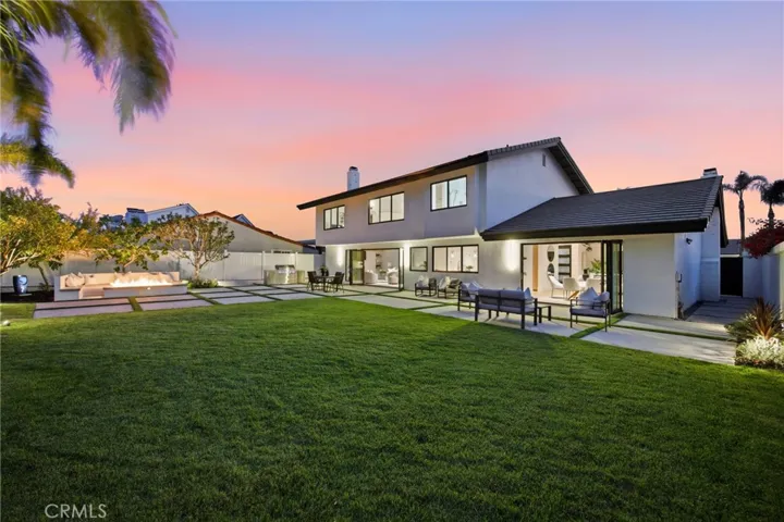 6 Monterey Circle, Corona Del Mar, California 92625