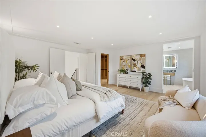 6 Monterey Circle, Corona Del Mar, California 92625