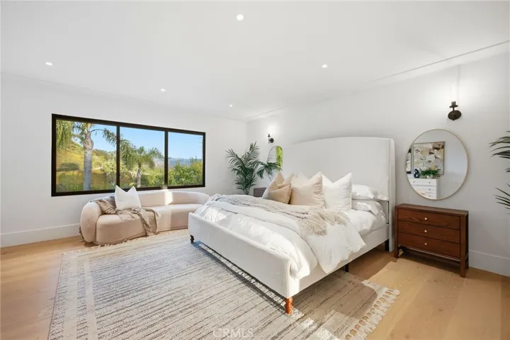 6 Monterey Circle, Corona Del Mar, California 92625