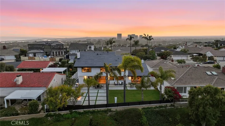 6 Monterey Circle, Corona Del Mar, California 92625