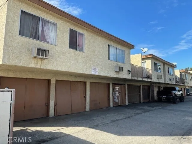 717 N Garfield Street, Santa Ana, California 92701