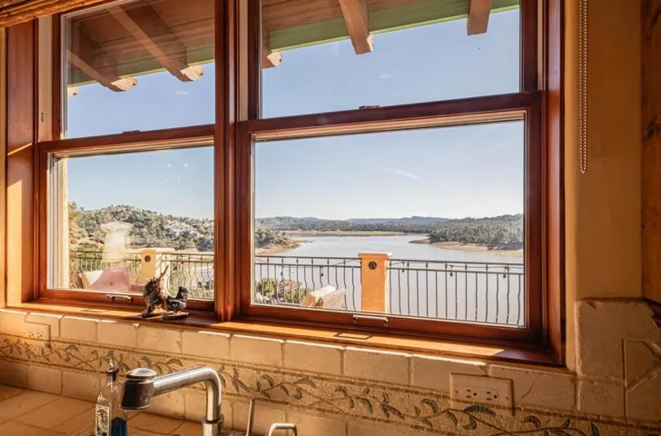 8730 Bluff Court, Bradley, California 93426