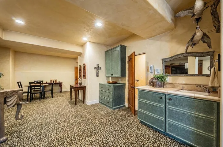 8730 Bluff Court, Bradley, California 93426