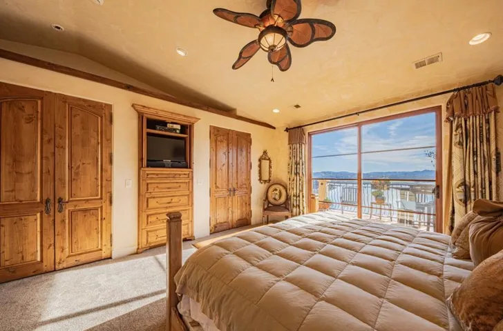 8730 Bluff Court, Bradley, California 93426