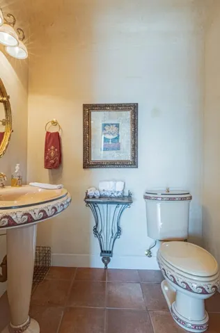 8730 Bluff Court, Bradley, California 93426