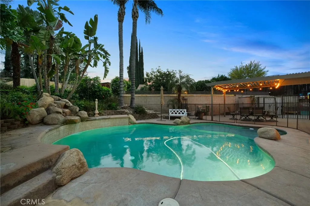 334 Lakeside, Redlands, California 92373 — photo 5