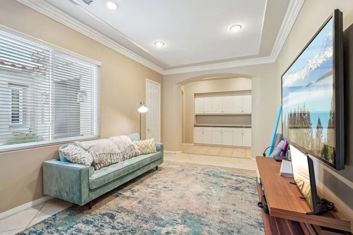 23-web-or-mls-Vista Del Aqua-S2711-024