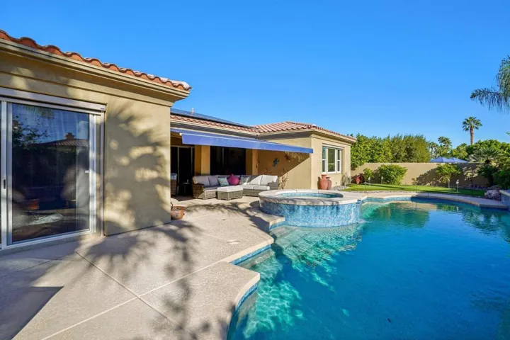 49-web-or-mls-Vista Del Aqua-S2711-054