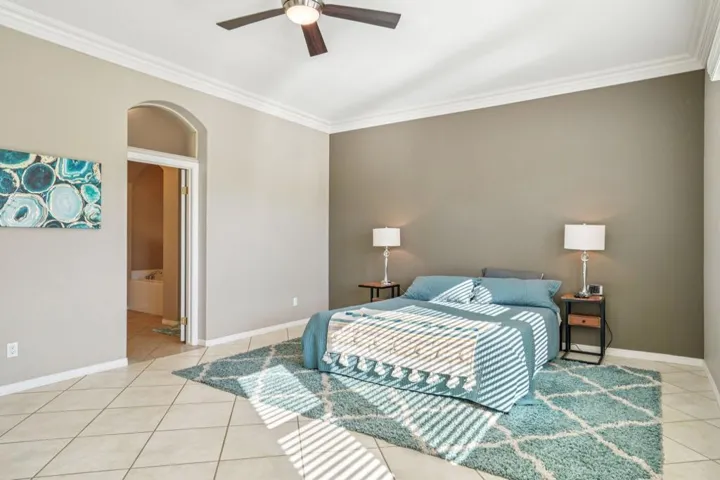 39-web-or-mls-Vista Del Aqua-S2711-041