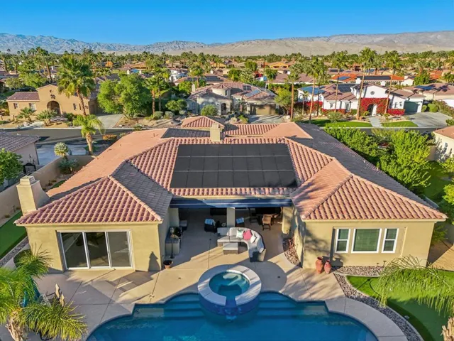 61-web-or-mls-Vista Del Aqua-S2711-067