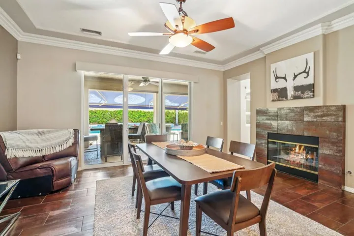11-web-or-mls-Vista Del Aqua-S2711-011